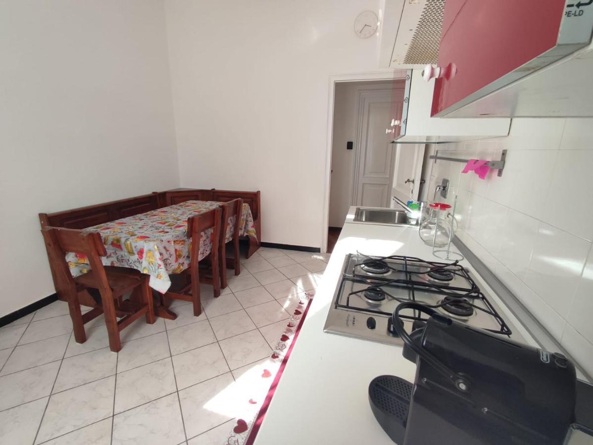 Lucia Uso Esclusivo - Aeroporto Sestri Ponente Apartamento